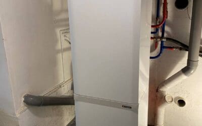 Installation d’une chaudière gaz à condensation FRISQUET Prestige 45 Kw avec un ballon ECS UPEC de 120L à LIMAS