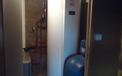 Remplacement d’un Chauffe Eau Electrique par un Chauffe Eau Thermodynamique Viessmann Vitocal 060 à MONTRACOL dans l’Ain ( 01 ) et Pose d’un Adoucisseur d’Eau PERMO Aquaperla